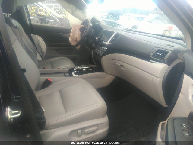 Honda Pilot Touring 2017 5FNYF6H96HB032052 Image 5