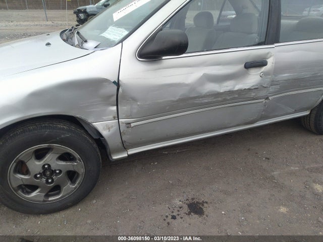 1995 NISSAN SENTRA XE/GXE/GLE VIN: 1N4AB41D4SC775805
