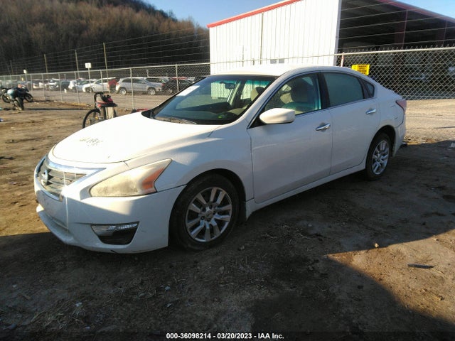 Nissan Altima 2.5 S 2014 1N4AL3AP9EC121033 Image 2
