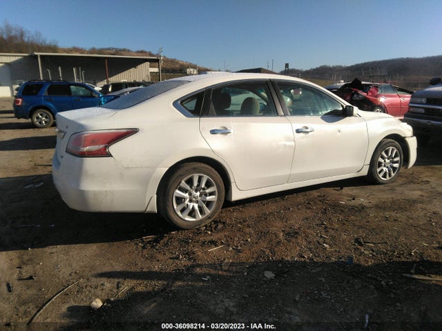 Nissan Altima 2.5 S 2014 1N4AL3AP9EC121033 Image 4