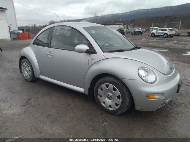 2002 3VWCB21C62M418264 main image