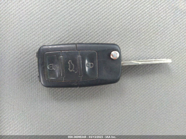 Volkswagen New Beetle 2002 3VWCB21C62M418264 Image 3