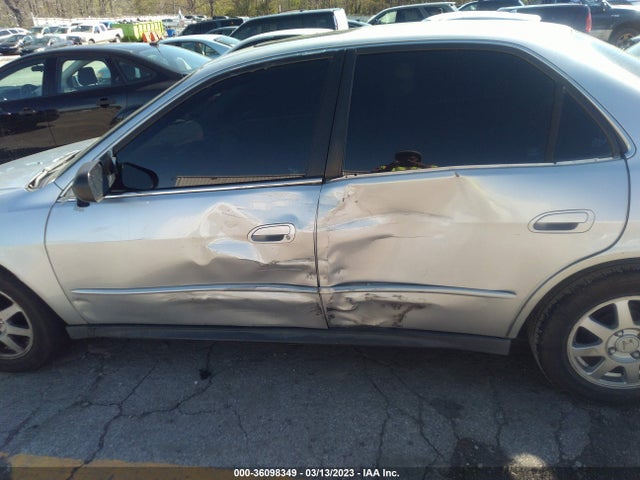 2002 HONDA ACCORD SDN SE/EX/EX W/LEATHER VIN: 1HGCG66802A113857