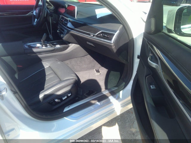 2021 BMW 7 Series, VIN: WBA7W4C00MCF32594
