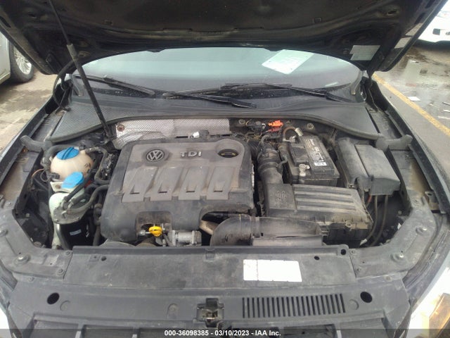 1VWCN7A38EC022136 Volkswagen Passat Tdi Sel Premium