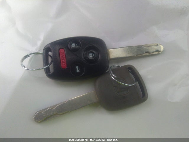 2013 HONDA CIVIC SDN LX VIN: 2HGFB2F5XDH573980