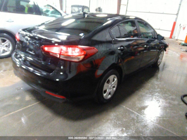 KIA FORTE LX 2017 3KPFK4A75HE153824 Image 5