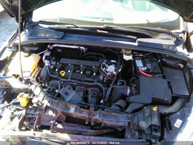 1FADP3E25JL285096 Ford FOCUS S