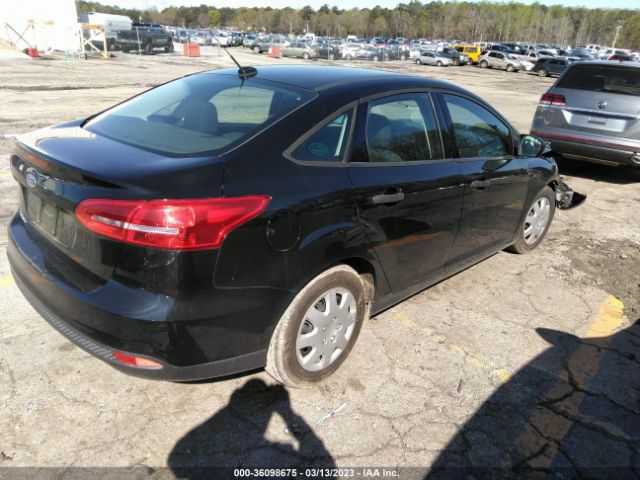 1FADP3E25JL285096 Ford FOCUS S