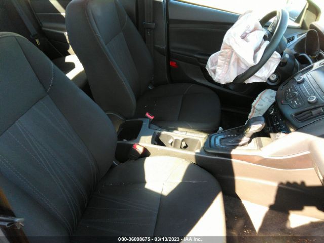1FADP3E25JL285096 Ford FOCUS S
