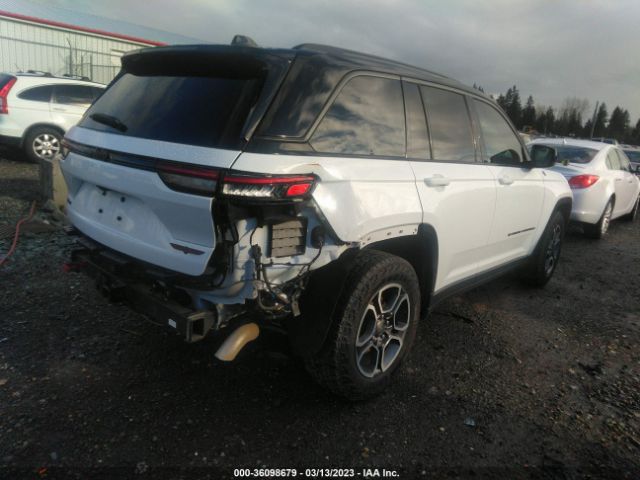 1C4RJHCG2N8629702 Jeep Grand Cherokee Trailhawk