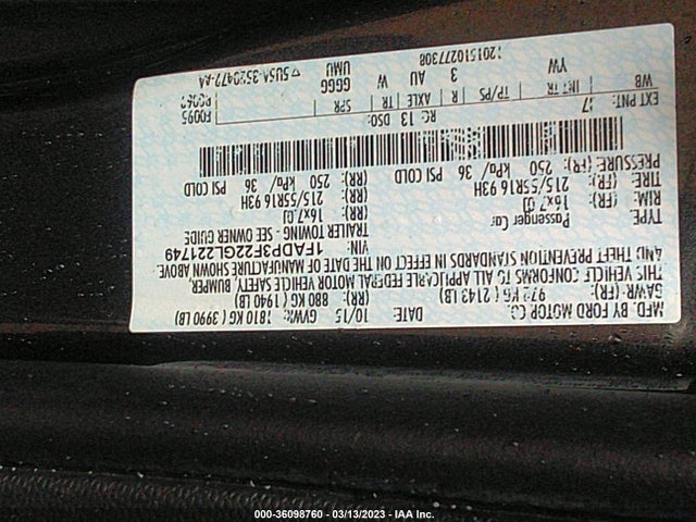 2016 Ford Focus, VIN: 1FADP3F22GL221749