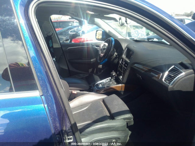 WA1LFAFP8EA121781 Audi Q5 Premium Plus