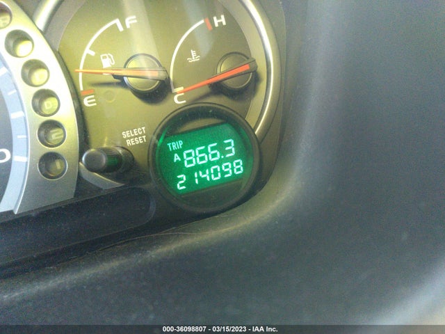 2005 HONDA PILOT EX-L VIN: 5FNYF18595B047897
