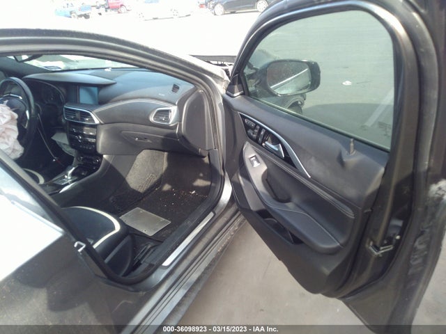 2017 Infiniti QX30, VIN: SJKCH5CP9HA018477