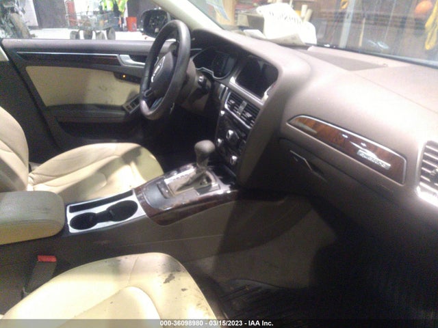WAUFFAFL0EA068667 Audi A4 Premium Plus
