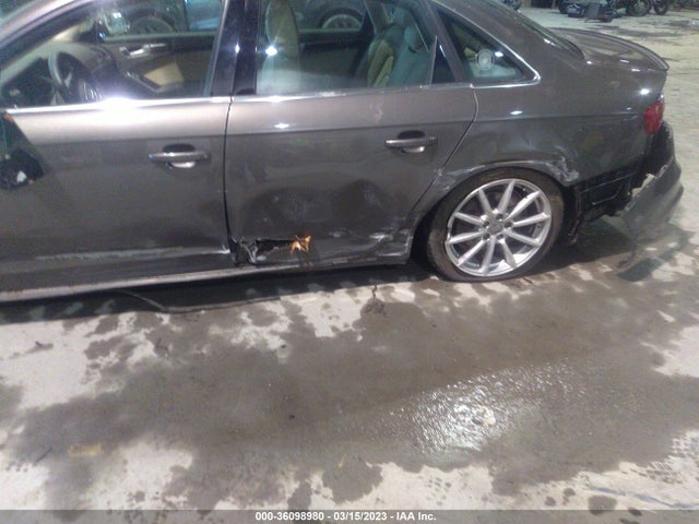 WAUFFAFL0EA068667 Audi A4 Premium Plus