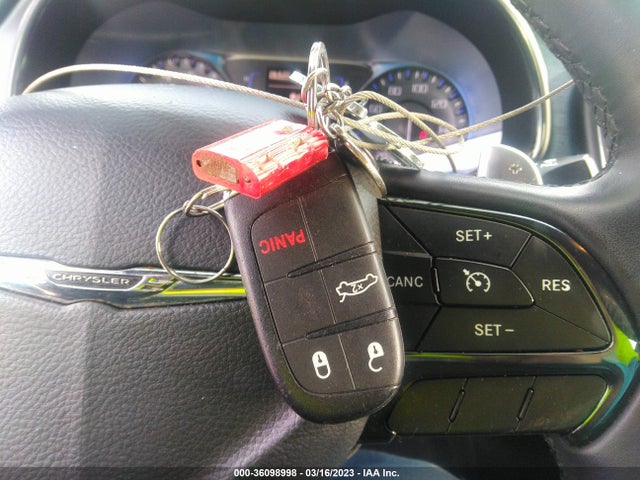 1C3CCCBG7FN516033 Chrysler 200 S