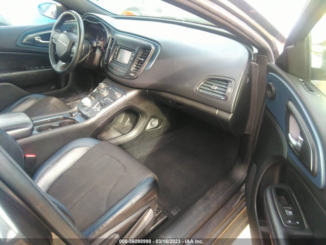 1C3CCCBG7FN516033 Chrysler 200 S
