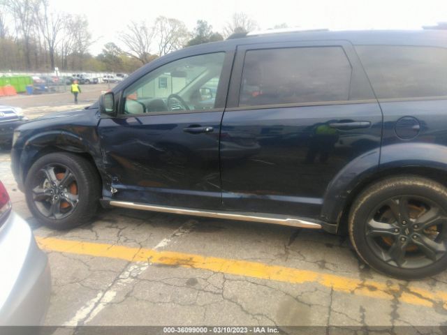 3C4PDDGG7JT499221 Dodge Journey Crossroad