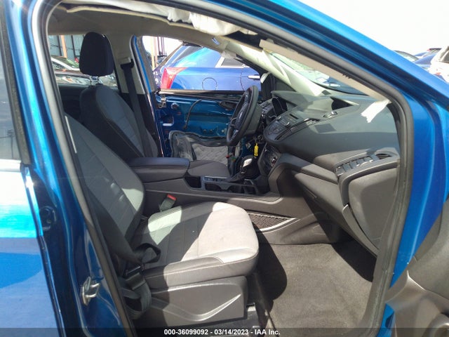 Ford ESCAPE S 2017 1FMCU0F71HUD42434 Image 6
