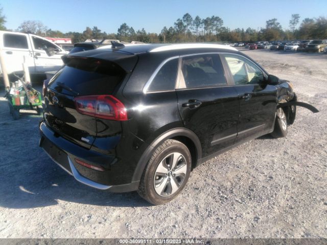KNDCB3LC1K5217190 KIA NIRO LX