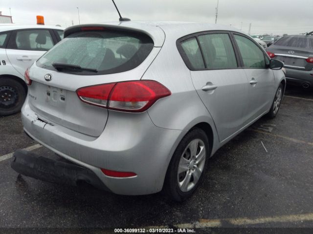 KNAFK5A87G5597518 KIA Forte 5-door Lx