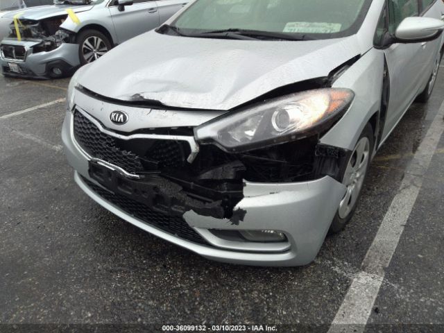 KNAFK5A87G5597518 KIA Forte 5-door Lx