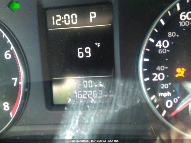 1VWAT7A34FC100474 Volkswagen Passat 1.8t Wolfsburg Ed