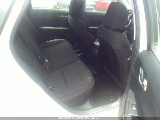 3KPF24ADXME314846 KIA Forte Lxs