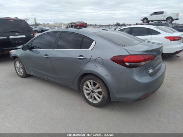 3KPFL4A70HE093285 KIA FORTE S