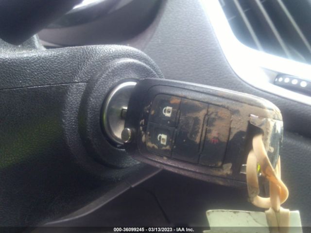 2GKALMEK4E6157563 GMC Terrain Sle