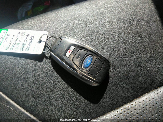 Subaru Crosstrek Limited 2018 JF2GTAMC7JH313101 Image 3