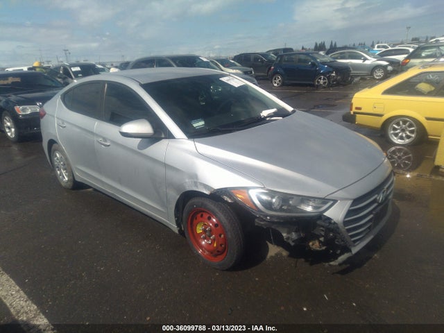 Hyundai ELANTRA SE 2018 KMHD74LF7JU468799 main image