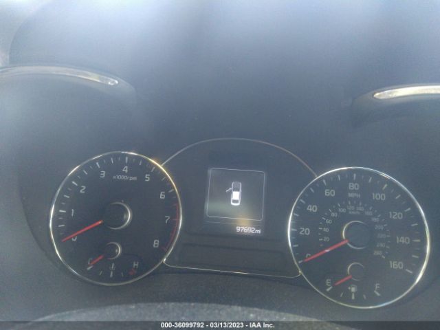 3KPFL4A7XJE171710 KIA FORTE LX