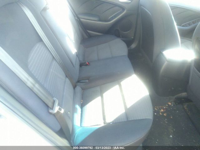 3KPFL4A7XJE171710 KIA FORTE LX