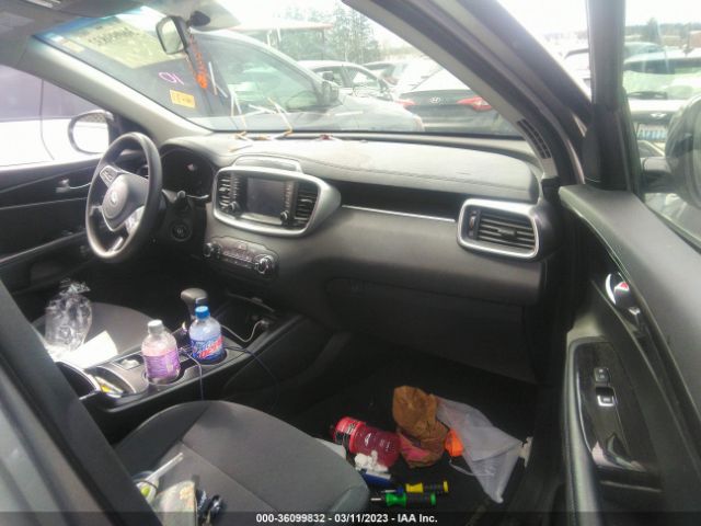 5XYPGDA30KG476871 KIA SORENTO LX