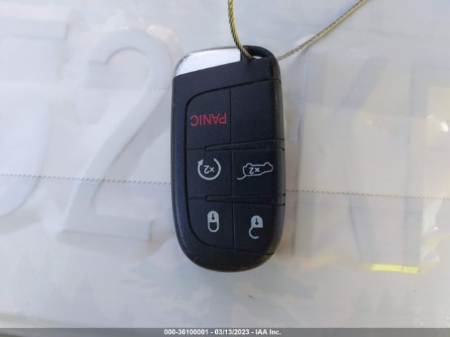 1C4RJFAG0LC167562 Jeep Grand Cherokee Altitude