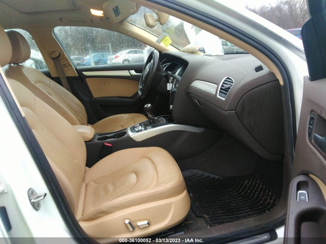 WAUDFAFL8EN014369 Audi A4 PREMIUM