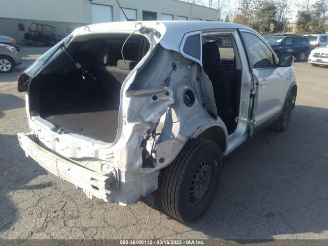 JN1BJ1CR8JW250335 Nissan Rogue Sport S