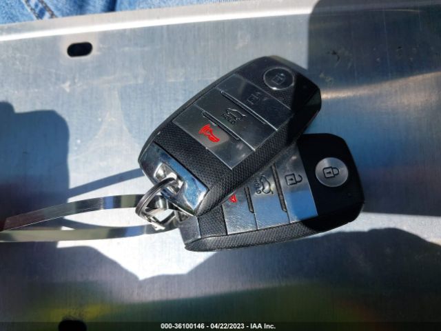 KNDP63AC0L7679352 KIA SPORTAGE S