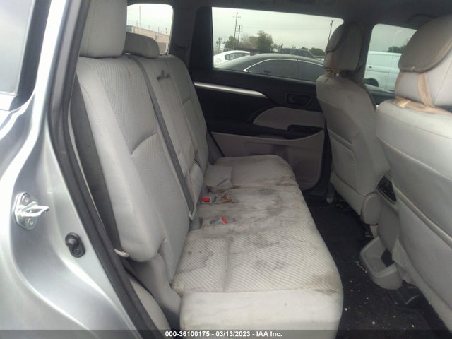 Toyota Highlander Le 2015 5TDZKRFH2FS060712 Image 8