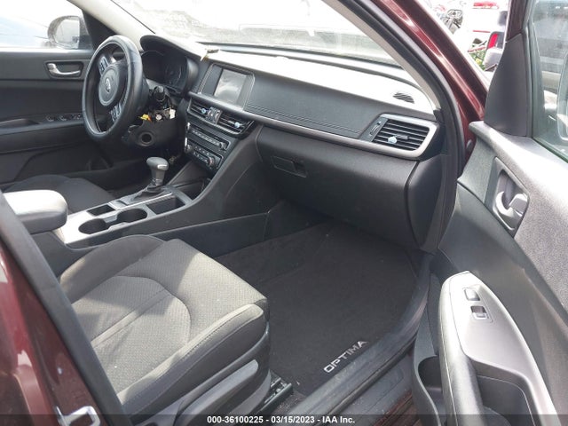 2018 Kia Optima, VIN: 5XXGT4L34JG187472