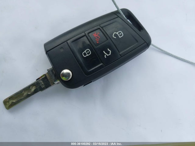 3VW217AU4FM033635 Volkswagen Golf Tsi S