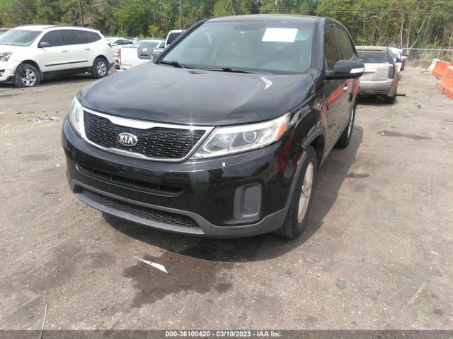 2014 KIA SORENTO LX VIN: 5XYKT3A67EG509900