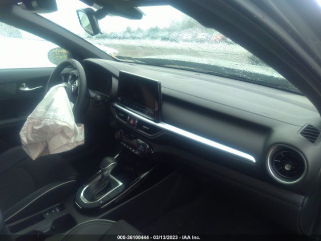 3KPF54AD4NE486184 KIA Forte Gt-line