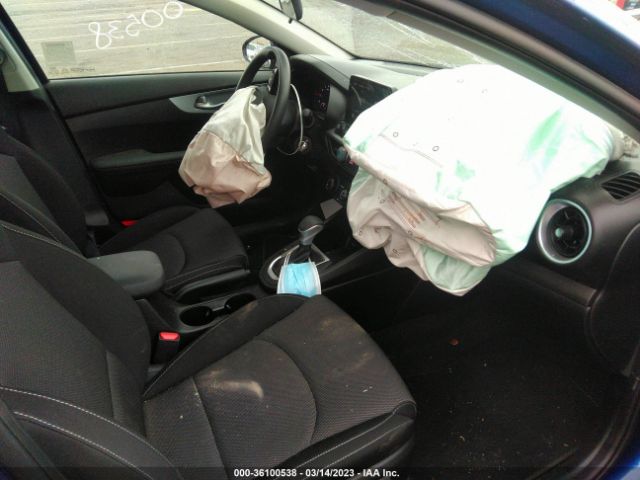 3KPF24AD1PE569051 KIA Forte Lxs