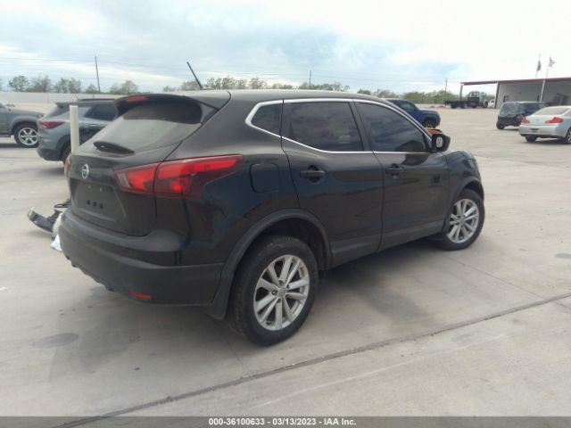 JN1BJ1CP9HW013653 Nissan Rogue Sport S