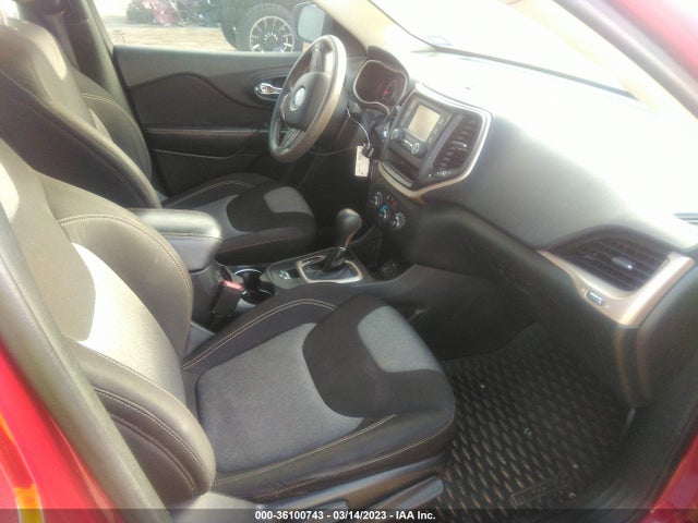 1C4PJLAB3FW546990 Jeep Cherokee Sport