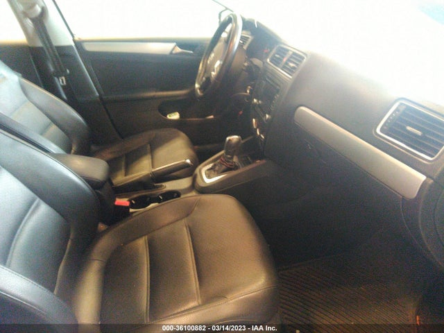 2013 VOLKSWAGEN JETTA SEDAN SE W/CONVENIENCE/SUNROOF VIN: 3VWDP7AJ5DM252839